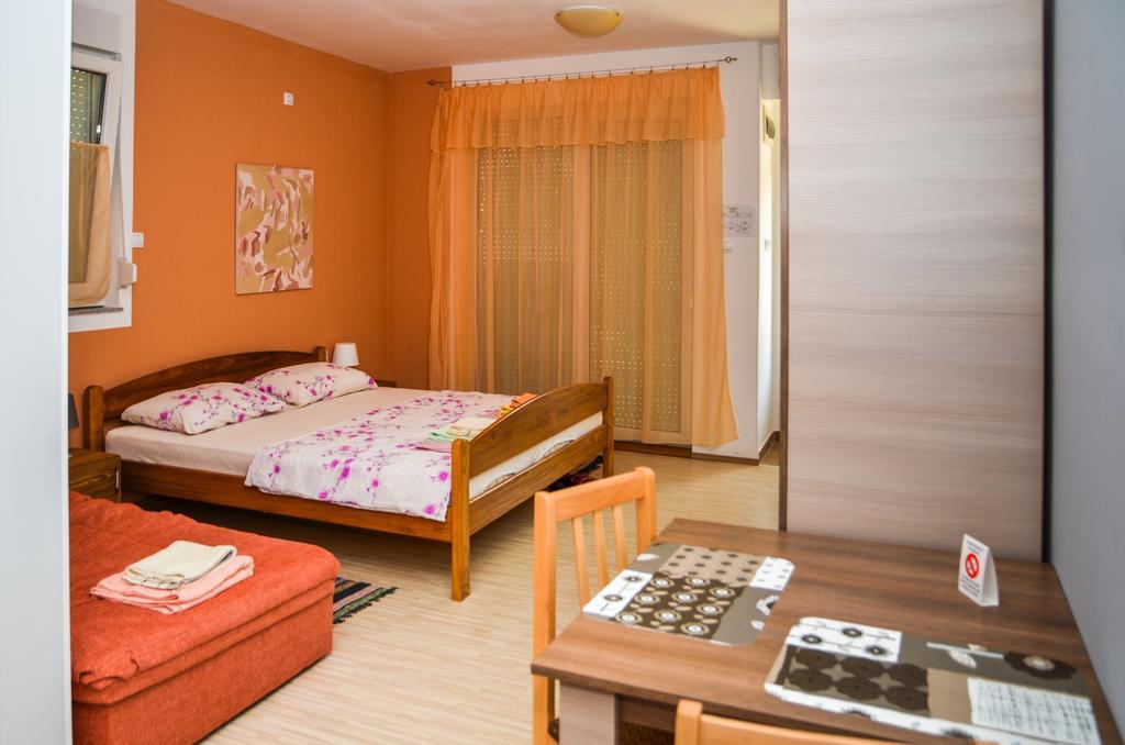 Apartments Svetlica Backi Petrovac Extérieur photo